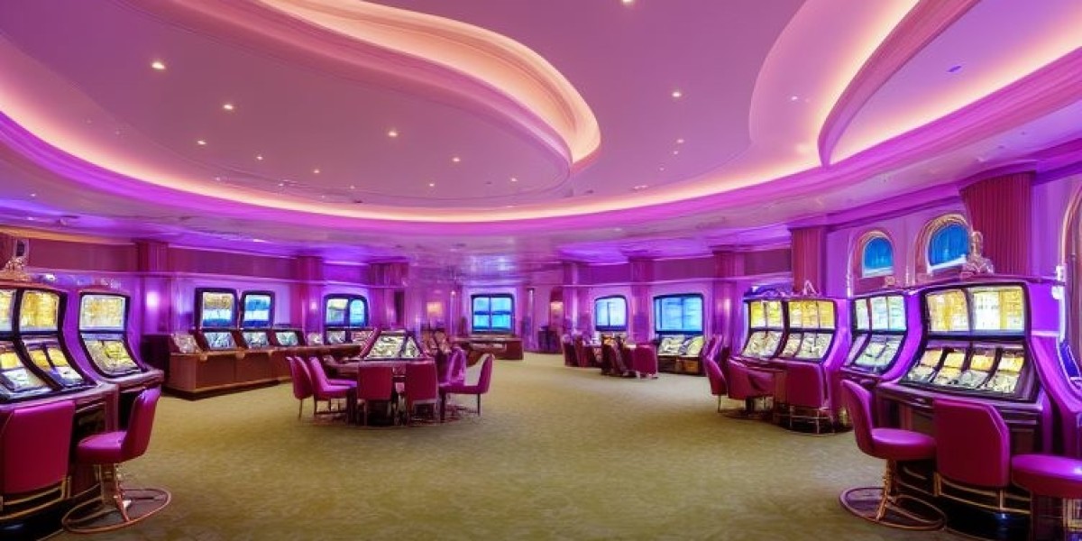 Machine at SpinAura Online Casino