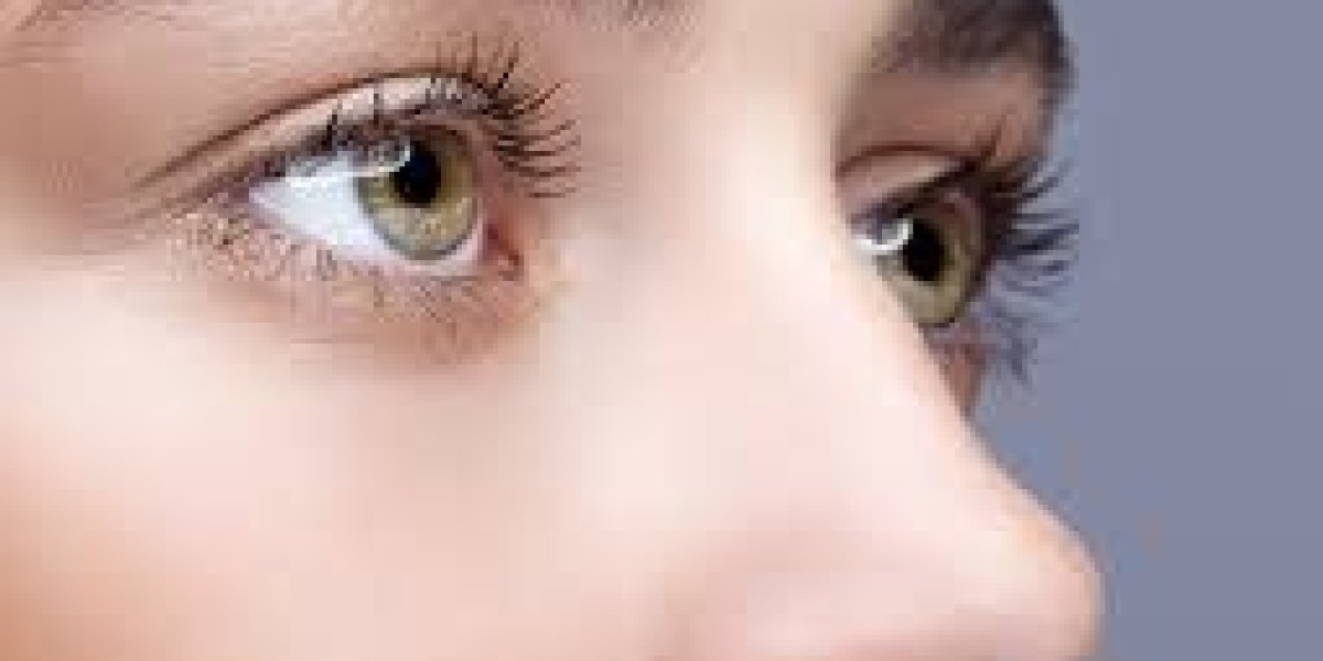 Rhinoplastie à Paris : Sublimez l’équilibre de votre visage